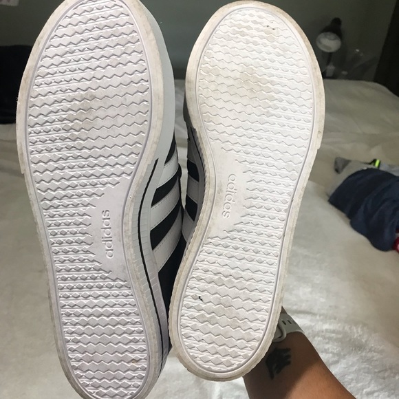 Men’s adidas shoes - Picture 2 of 8